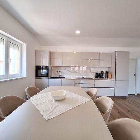Apartmani Kulas Novi Vinodolski Luaran gambar